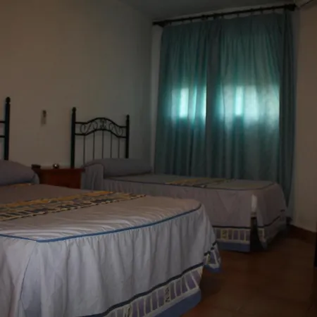 Hostal Tamarindos-3